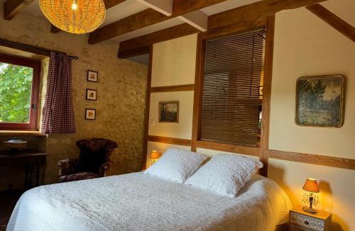 Lisle Bed & Breakfast | Chateau La Rochette