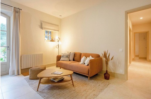 Fleury Cottage | CHATEAU LAQUIROU AOP LA CLAPE