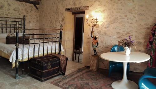Montussan Bed & Breakfast | Chateau le Truch