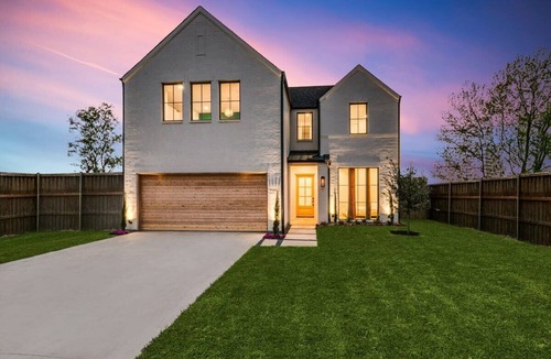Dallas House | Chateau Lux Summary: