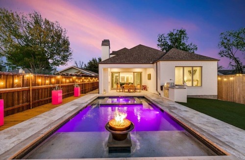 Dallas House | Chateau Lux Summary: