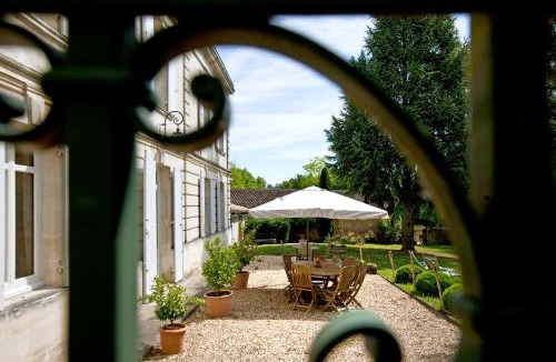 Saillans House | Chateau Magondeau