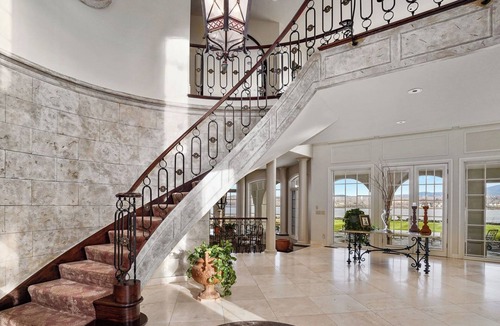 Middle Hope House | Chateau Montreau On Hudson