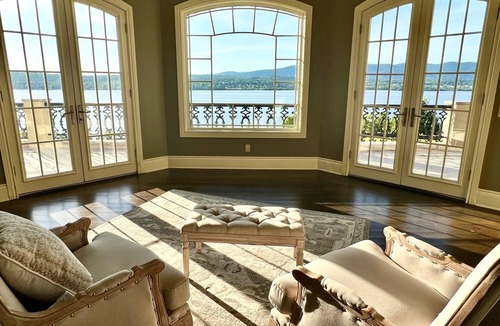 Middle Hope House | Chateau Montreau On Hudson