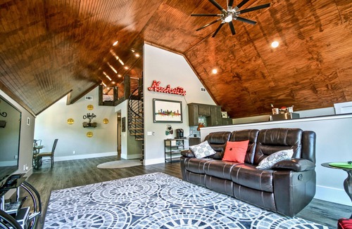 Buena Vista House | Chateau on Monroe: 5-Star Oasis Sleeps 12 – Unique Nashville Stay Near Downtown