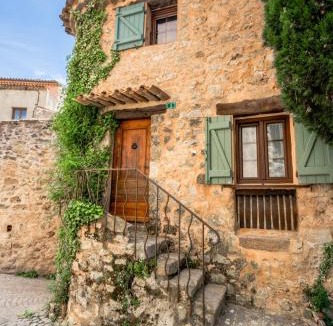 Tourtour Apartment | Chateau Puget