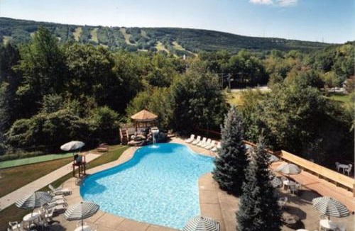 Tannersville Hotel | Chateau Resort & Conference Center