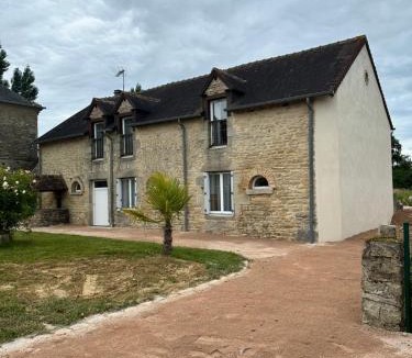 Intercommunalite d'Alencon Bed & Breakfast | Chateau Saintonge