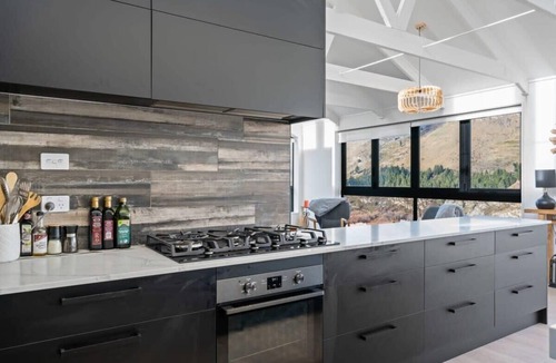 Arthur's Point House | Chateau Shotover Summ