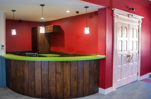 Norristown Hotel | Chateau Suites