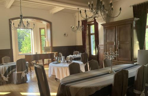 Loriges Bed & Breakfast | Chateau Tout Y Fault