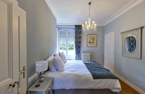 Jarze Hotel | Chateau Vary