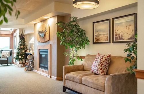 Westport Hotel | Chateau Westport Resort