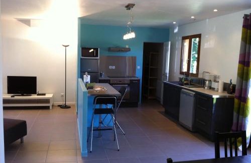 Fougeres-sur-Bievre House | chateaugite