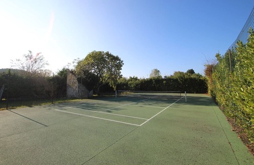 Arvert Cottage | Chateauneuf du Pape (meadow view)