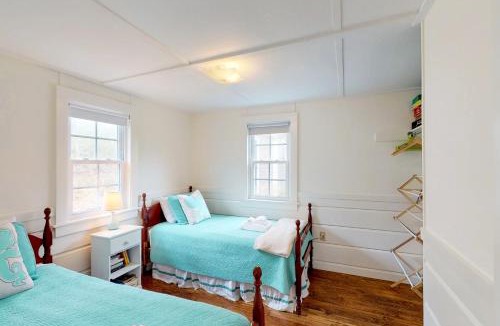 South Chatham House | Chatham Charm