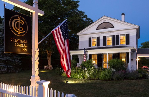 Chatham Bed & Breakfast | Chatham Gables Inn