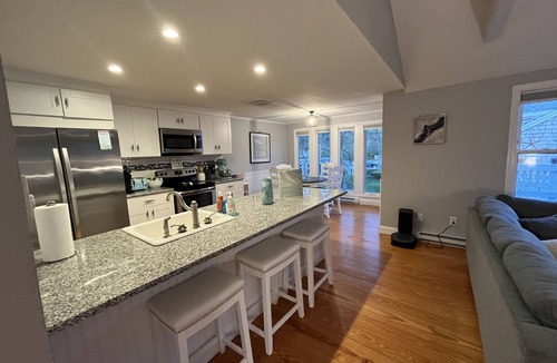 North Chatham Condo | Chatham Luxury! WALK to beach