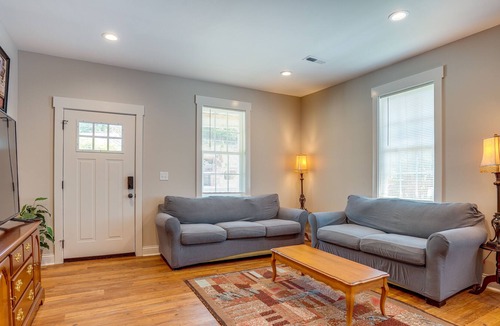 North Chattanooga House | Chattanooga Getaway w/ Porch - 2 Mi to Downtown!