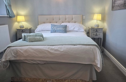 Giltbrook House | Chatterley House