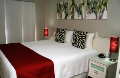 Hamilton House | Chaucer Palms Boutique B&B