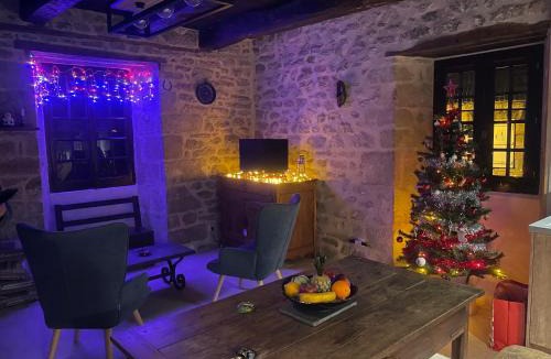 Saint-Augustin Ski Chalet | Chaumière du 16-ème siècles