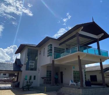 Marang House | Che Beach House