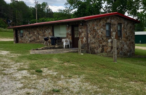 Norfork Cabin | Cheap, Clean, & Comfortable!