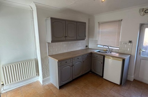 Grantham House | Cheap Grantham Town Centre Terrace House