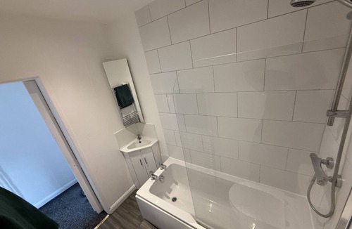 Grantham House | Cheap Grantham Town Centre Terrace House