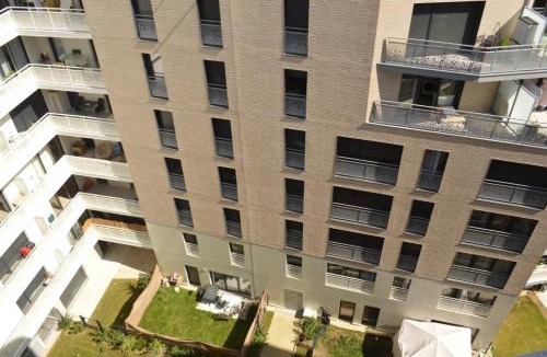 Bobigny Apartment | Cheap Professional Beautiful Studio Apartment