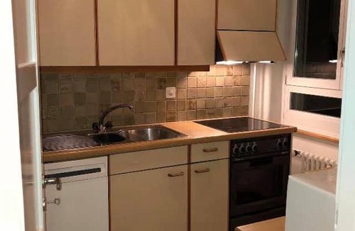 Mattenhof-Weissenbuhl House | Cheap Room and Kitchen