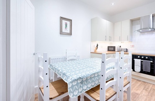 Cwmbrwla House | Check it out, Eatons house