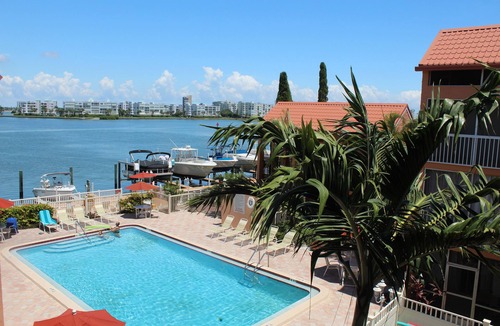 St. Pete Beach Condo | CHECK OUT OUR LOWEST RATES!
