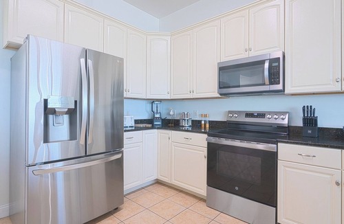 Morgantown House | Check out our Winter Rates! !