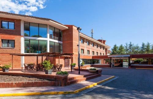 Collbato Hotel | Checkin Montserrat