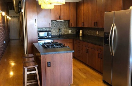 Downtown West Apartment | Checks All Boxes! Cozy 2 bed/2 bath St Louis Loft