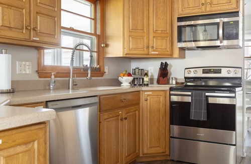 West Lafayette House | Cheer on Purdue! Cozy Stay Near Campus & Parks