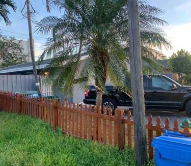 Oakland Park Apartment | cheerful 1-bedroom 1bath at Fort Lauderdale FL