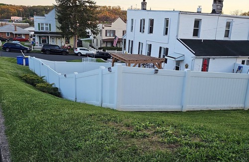 Rutherford House | Cheerful 2 bedroom 15 min from Hershey Park