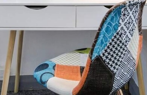 Harlington House | Cheerful 2-bedroom maisonette with free parking