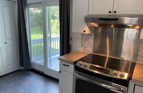 Seneca Falls House | Cheerful 2 Bedroom House with off street parking