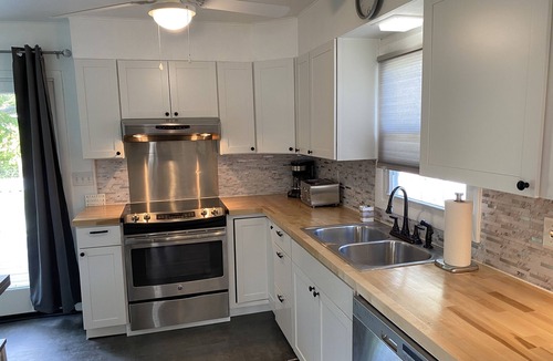 Seneca Falls House | Cheerful 2 Bedroom House with off street parking