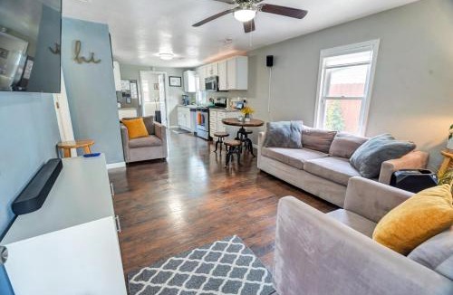 Springfield House | Cheerful 2-Bedroom with convenient Expressway access