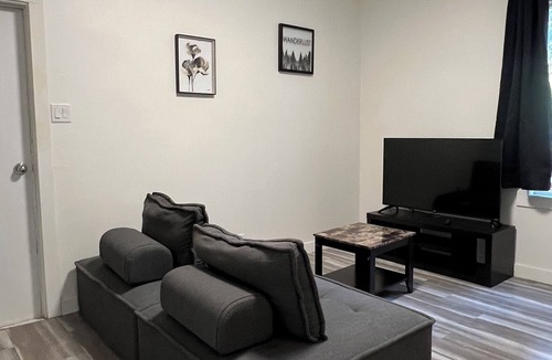 Saskatoon Downtown House | Cheerful 2beds home(15% off over 30D)