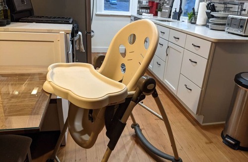 Sioux Falls House | Cheerful 3 Bed 1 Bath Bungalow w/Cathedral views