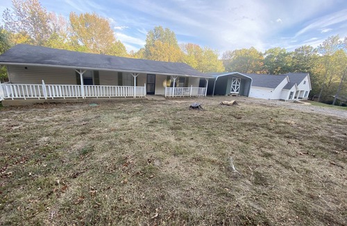 Hernando House | Cheerful 3 Bedroom House With Fireplace and Game Room!