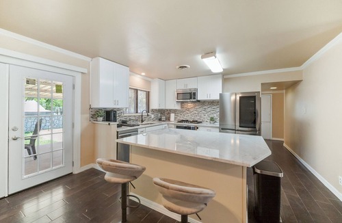 San Antonio House | Cheerful 3-bedroom Home with a Pool! And Game room. North central!