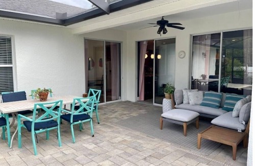 Winter Haven House | Cheerful 4 Bed, 3 Bath Home with Screened Pool