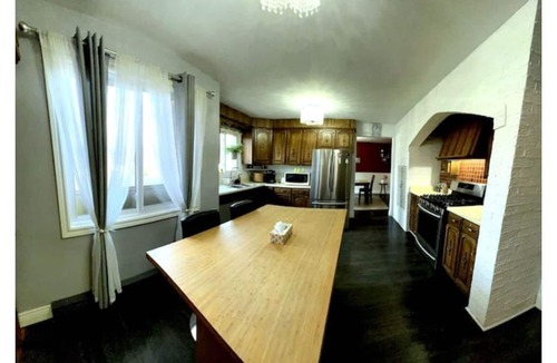 Sault Ste. Marie House | Cheerful 4-bedroom house with lots of Amenities